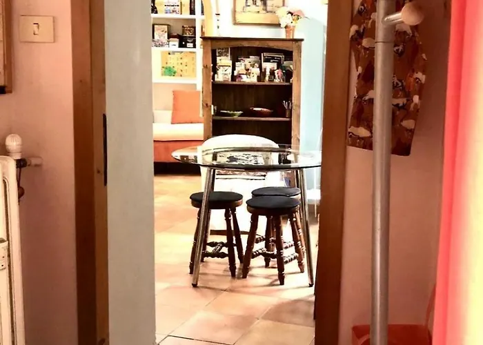 Apartment A Vatican's Garconniere