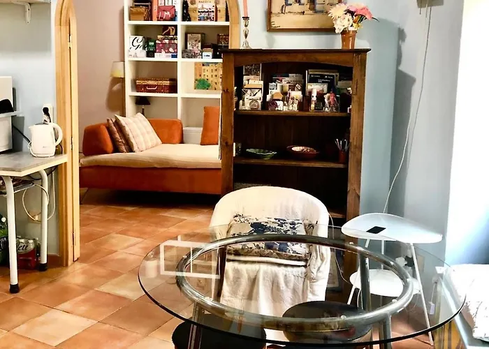 Apartment A Vatican's Garconniere